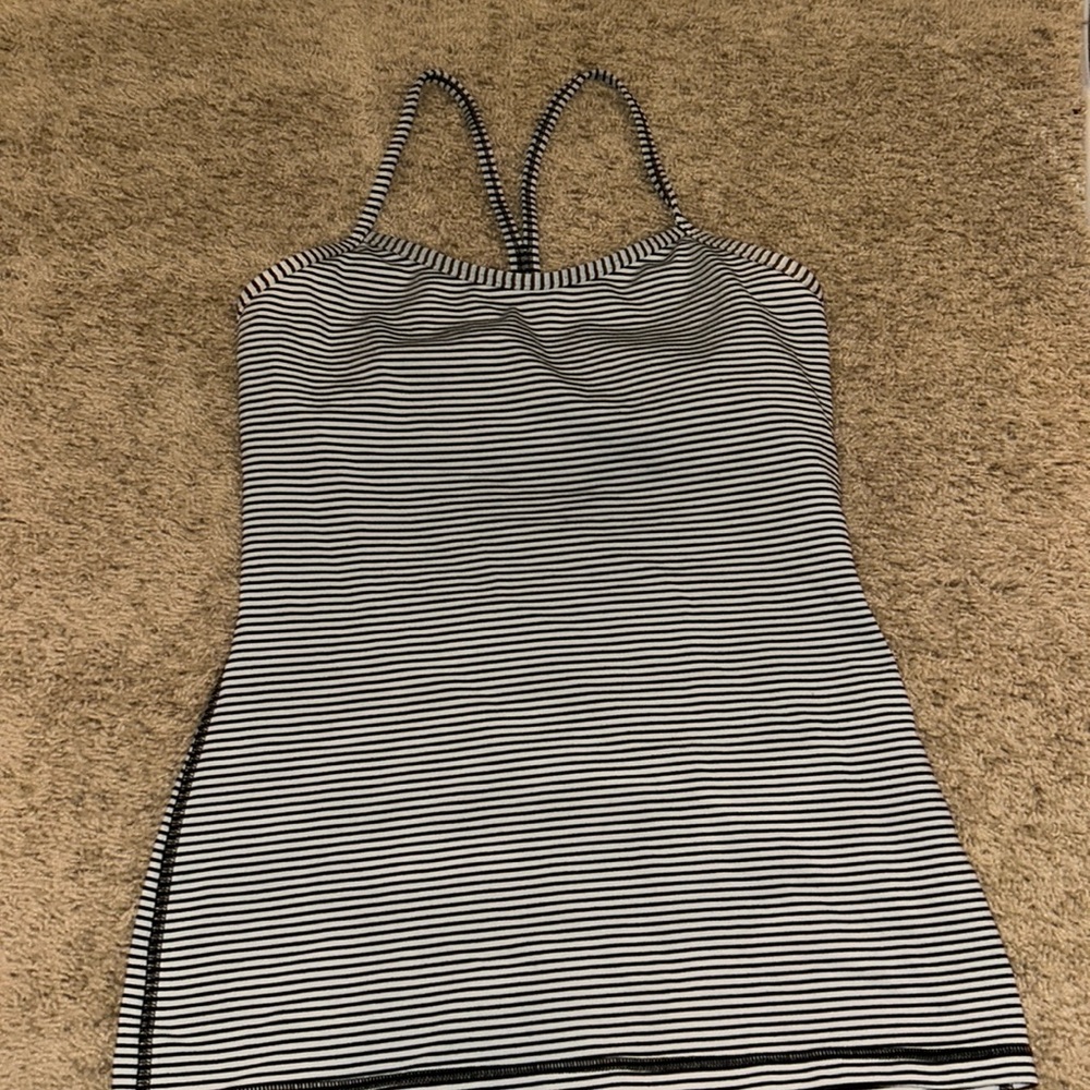 Lululemon tank top